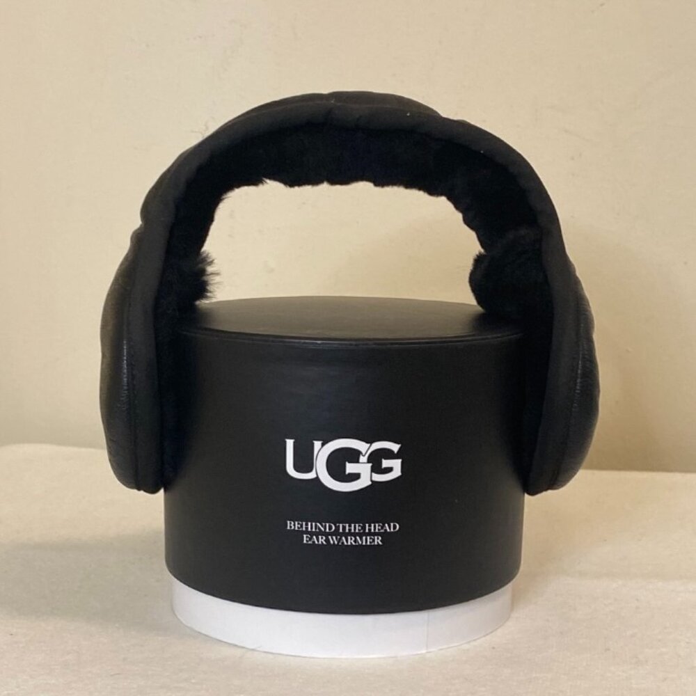 UGG Black Ear Warmers Genuine Leather and Fur